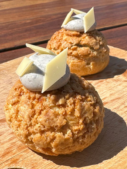 Black Sesame Yuzu Cream Puff